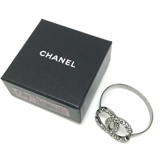 CHANEL Authentic Logo Charm Bracelet - Picture 10 of 10